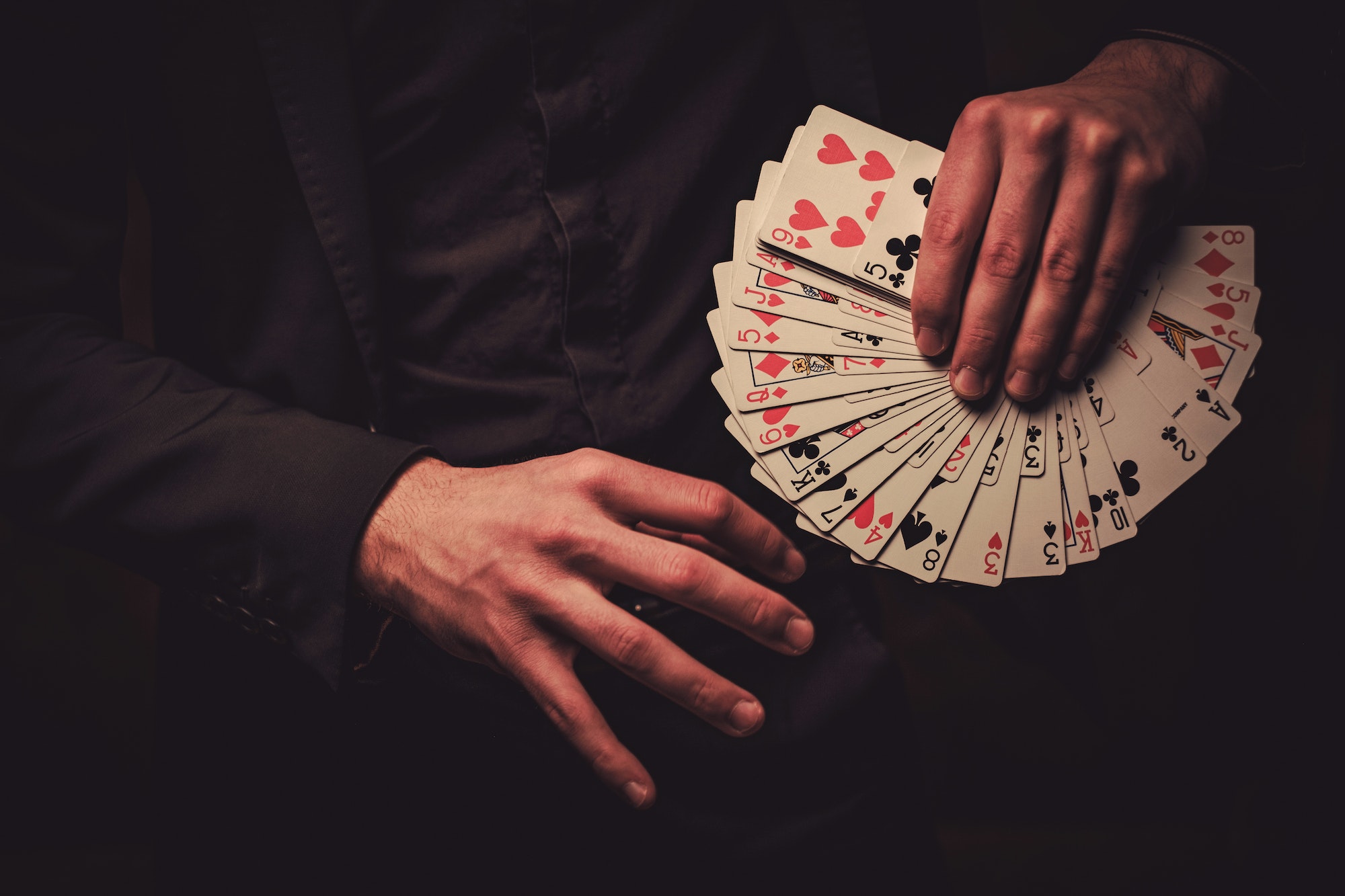 The Benefits of Joining a Local Magic Club such as the PDMC (Portsmouth and District Magic Circle)